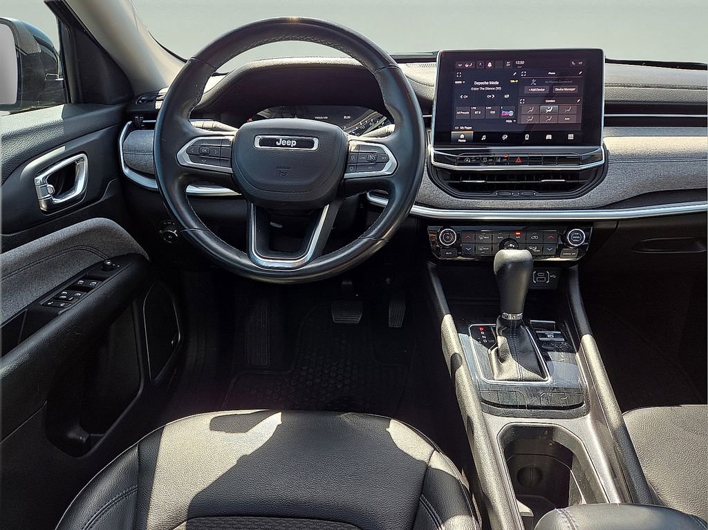 Used 2022 Jeep Compass Latitude w/ Sun and Sound Group image 20