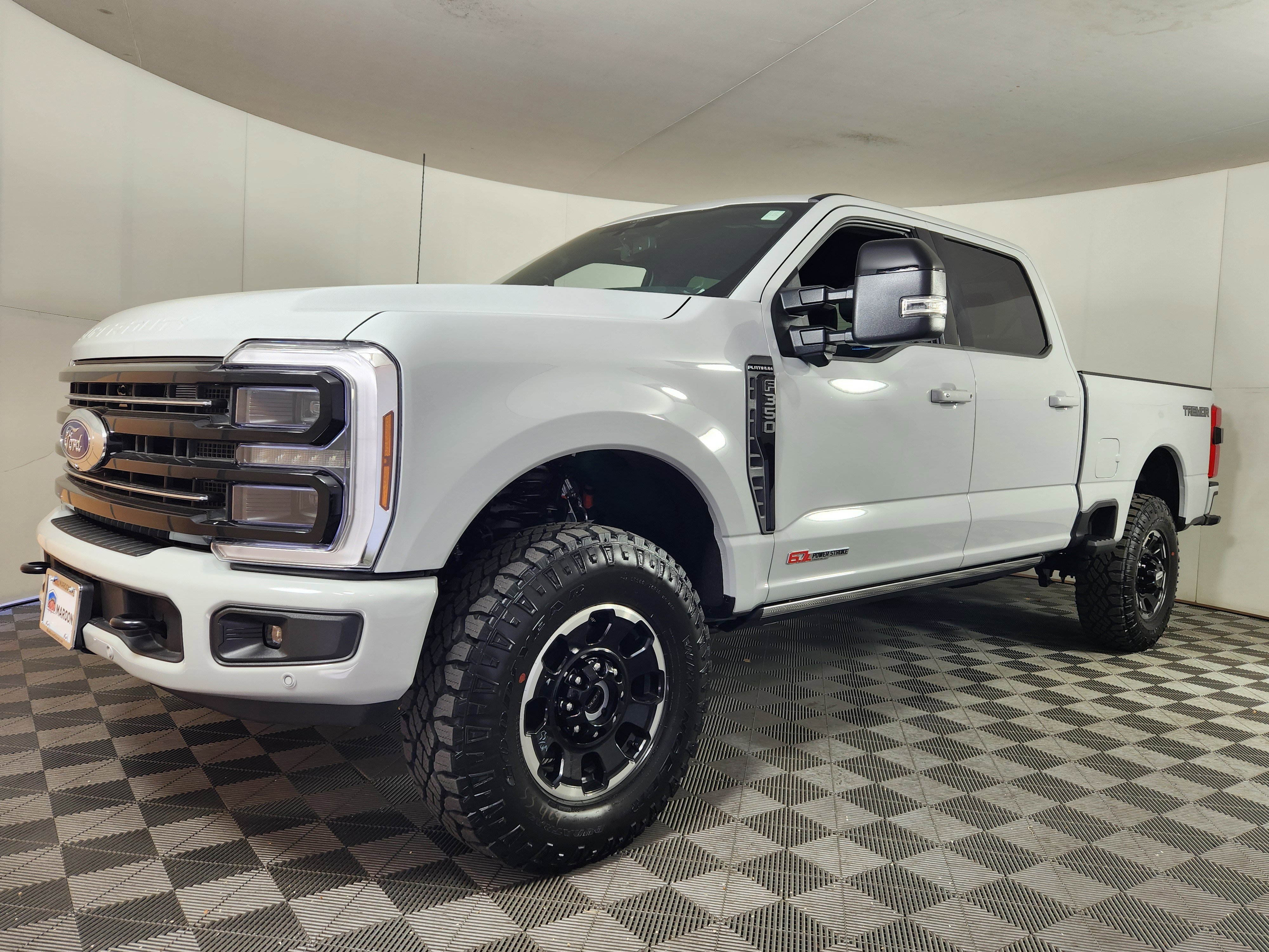 New 2026 Ford F350 Platinum w/ Tremor Off-Road Package AWD/4WD image 3