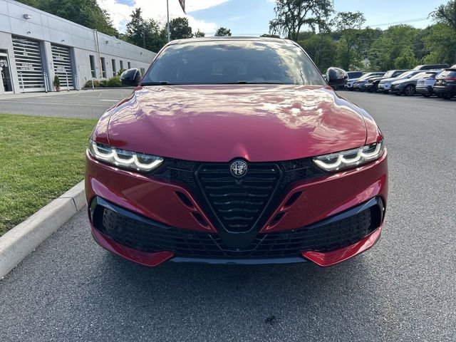 New 2026 Alfa Romeo Tonale w/ Active Assist Package AWD/4WD image 3