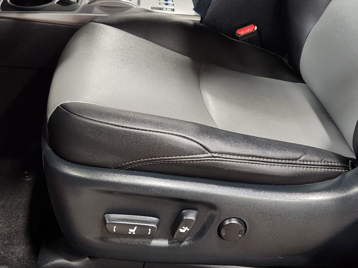 Used 2022 Toyota 4Runner SR5 Premium w/ Moonroof Package image 46