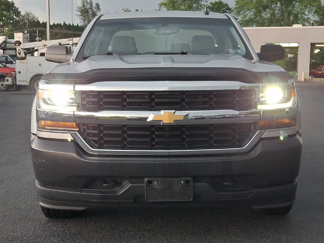 Used 2017 Chevrolet Silverado 1500 W/T w/ WT Convenience Package AWD/4WD image 5