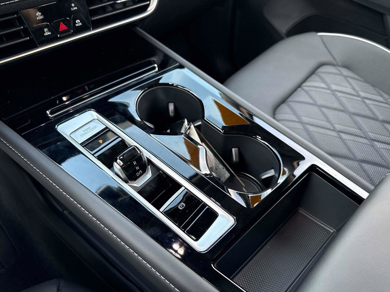 New 2026 Volkswagen Atlas SEL Premium R-Line image 22