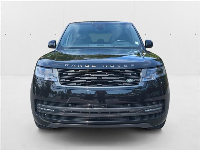 New 2025 Land Rover Range Rover SE image 2