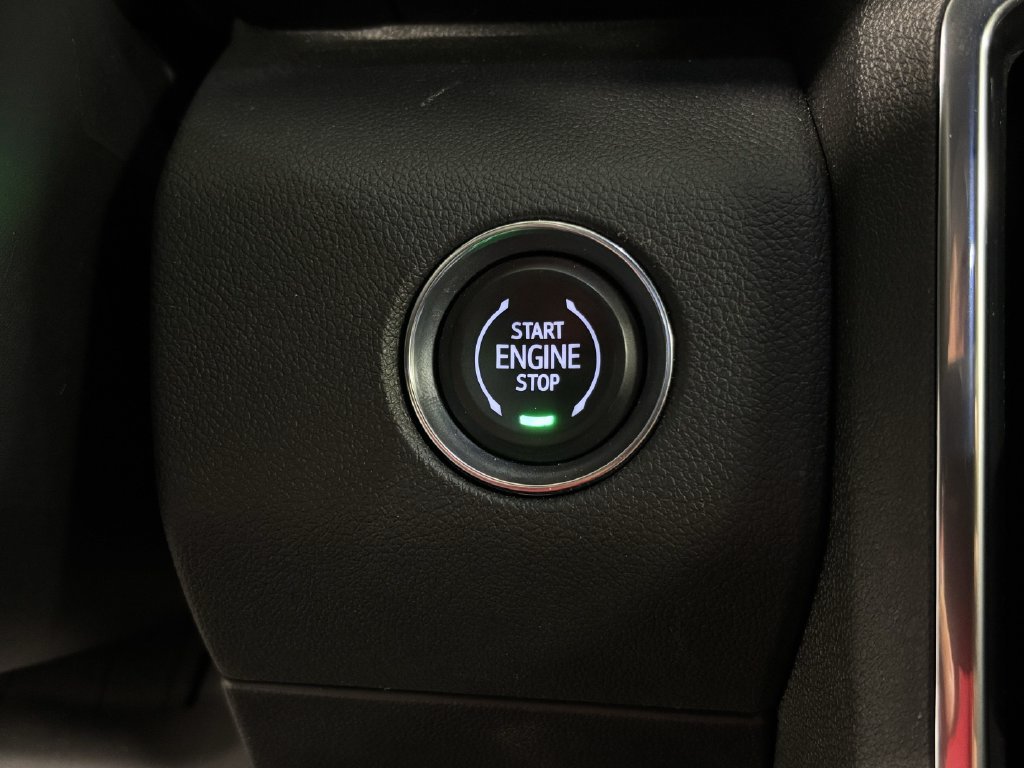 Used 2026 GMC Acadia Elevation w/ Elevation Premium Package FWD image 38