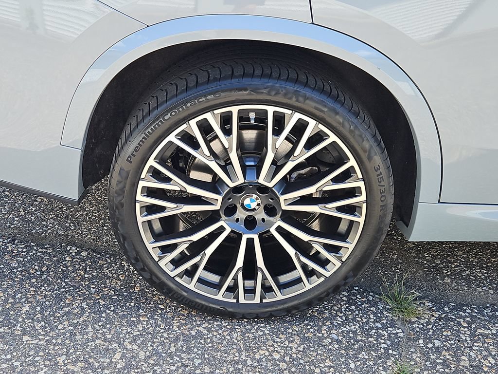 Used 2024 BMW X5 xDrive40i w/ Executive Package AWD/4WD image 9