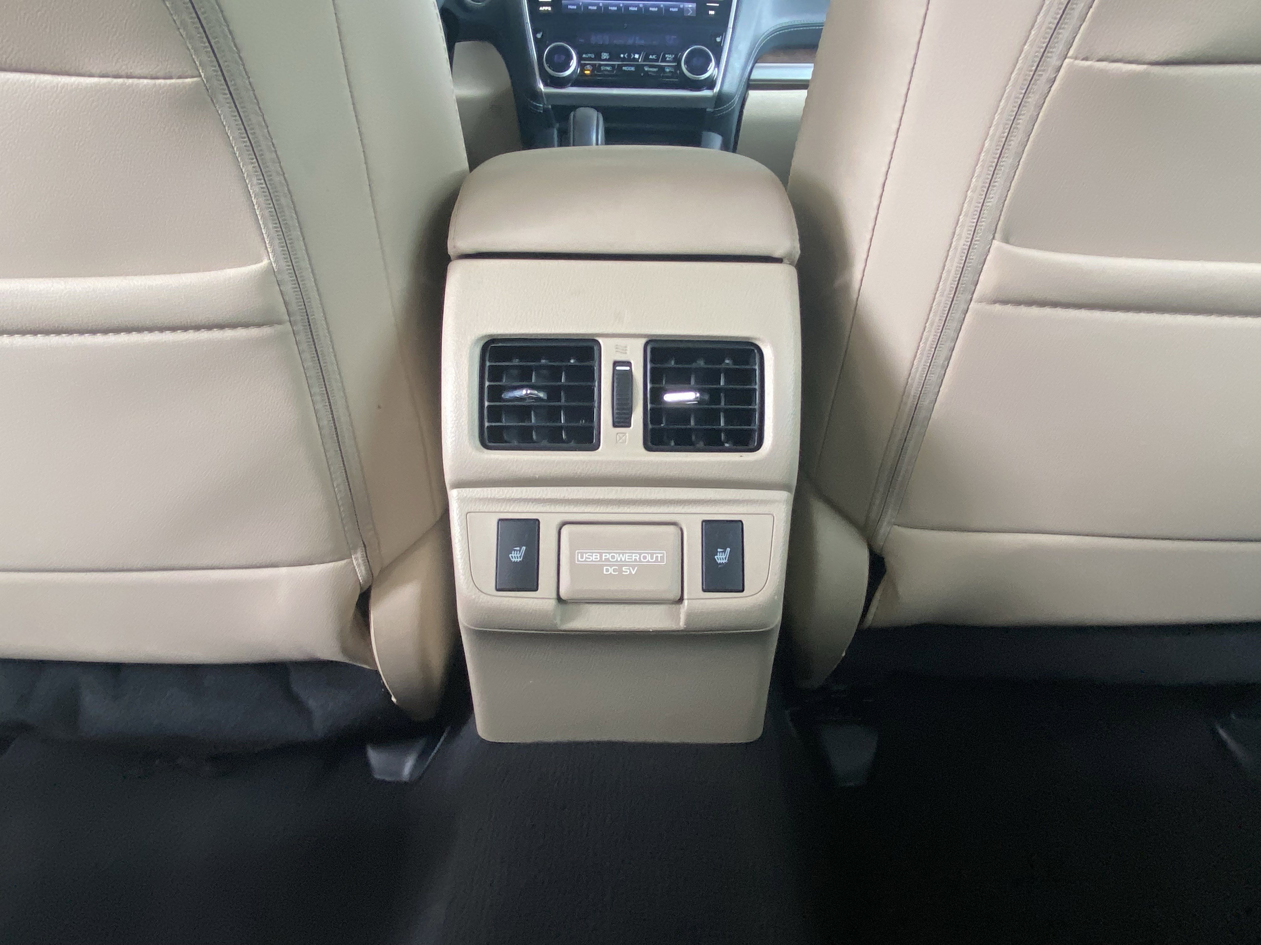 Used 2018 Subaru Outback 3.6R Limited AWD/4WD image 43