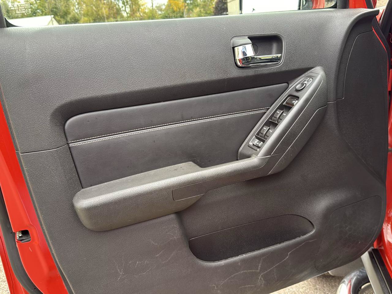 Used 2009 HUMMER H3 Alpha AWD/4WD image 13