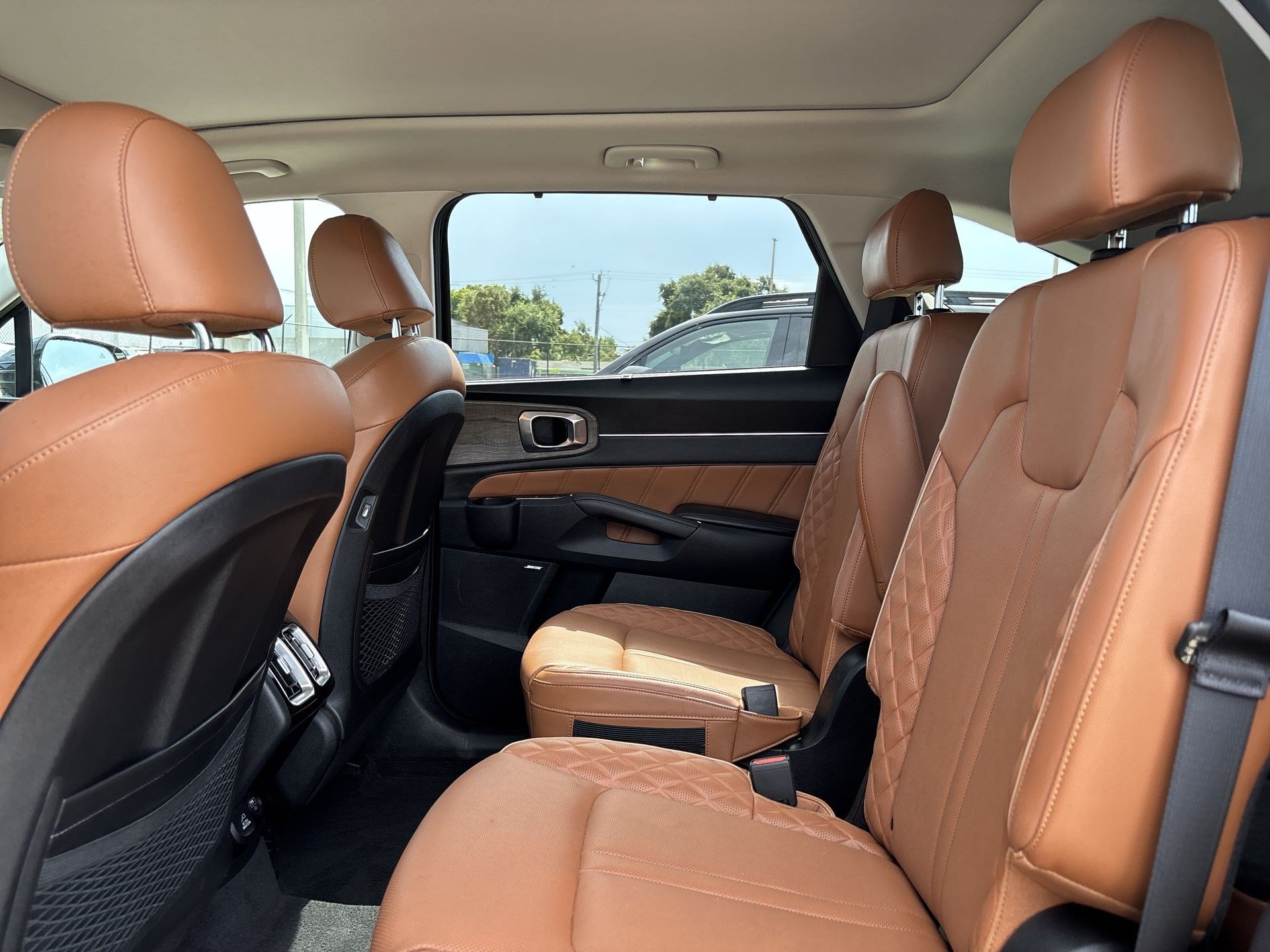 Certified 2023 Kia Sorento SX Prestige AWD/4WD image 22