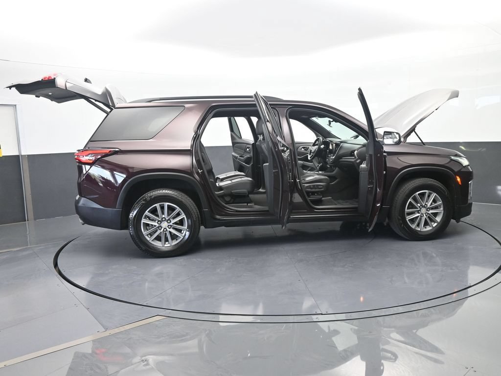 Used 2022 Chevrolet Traverse LT w/ LPO, Floor Liner Package FWD image 77