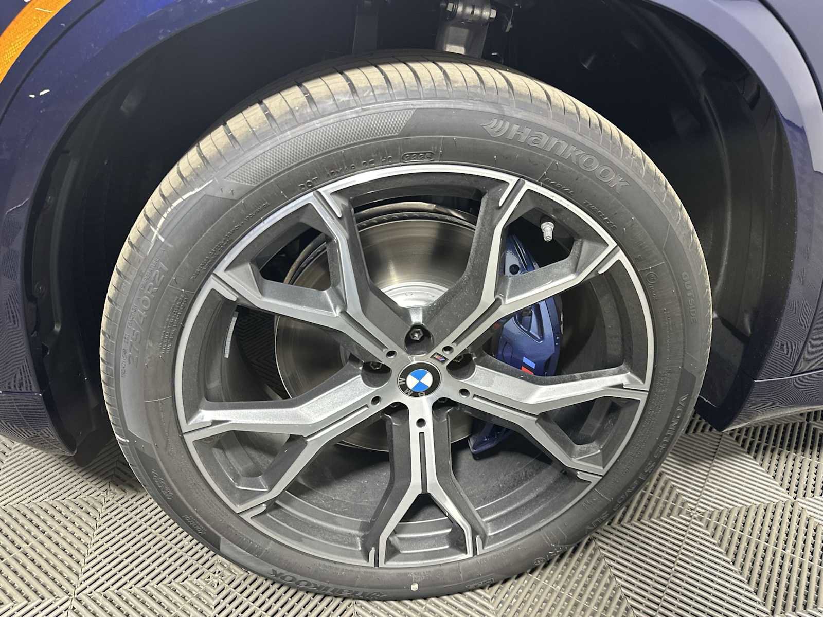 New 2026 BMW X5 xDrive40i w/ M Sport Package image 10