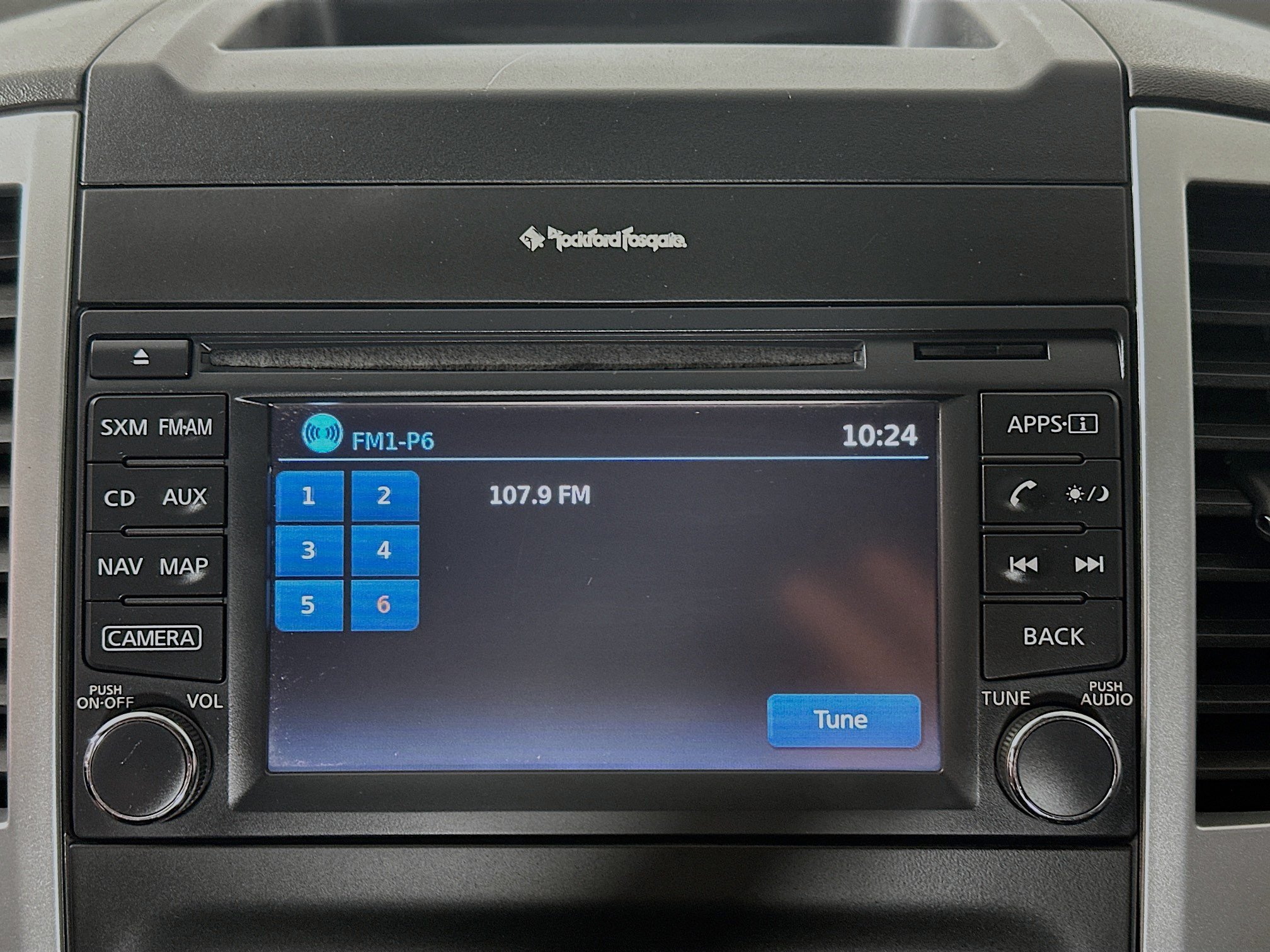 Used 2021 Nissan Frontier PRO-4X w/ Pro-4x Utility Package AWD/4WD image 15