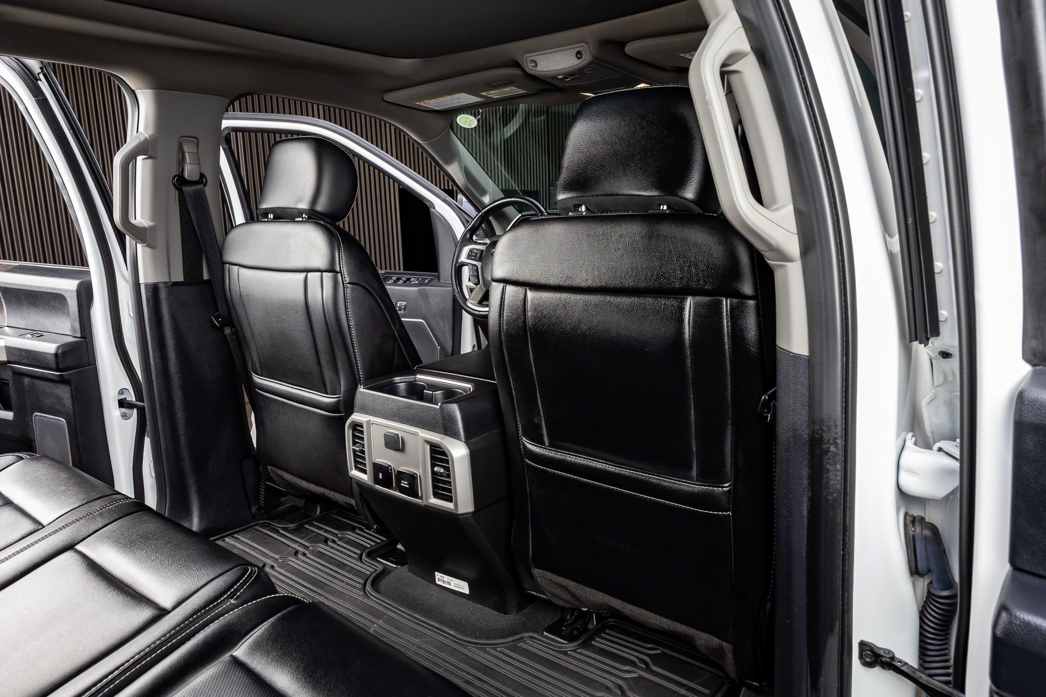 Used 2021 Ford F250 Lariat image 31