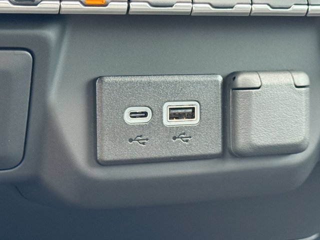 Certified 2026 Chevrolet Silverado 1500 Custom RWD image 22