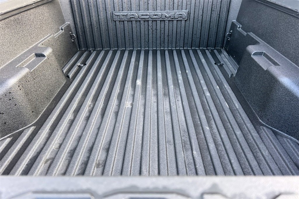 Used 2026 Toyota Tacoma TRD Off-Road image 18