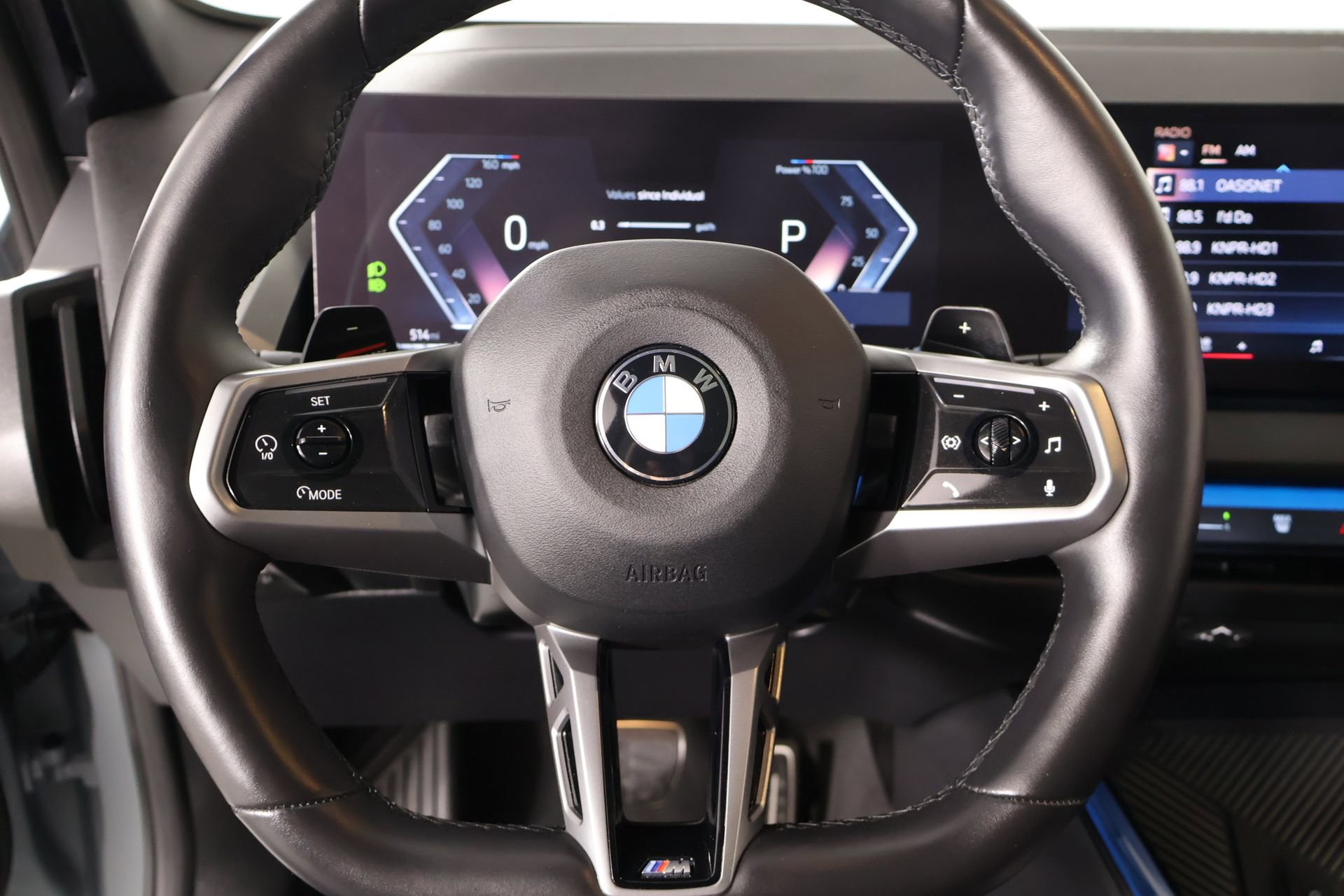 Used 2025 BMW X3 xDrive30i w/ Premium Package AWD/4WD image 3