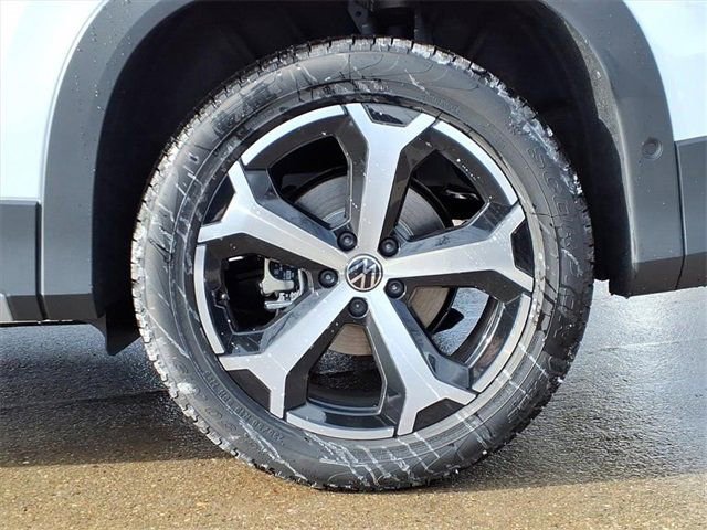 New 2026 Volkswagen Tiguan SE image 6