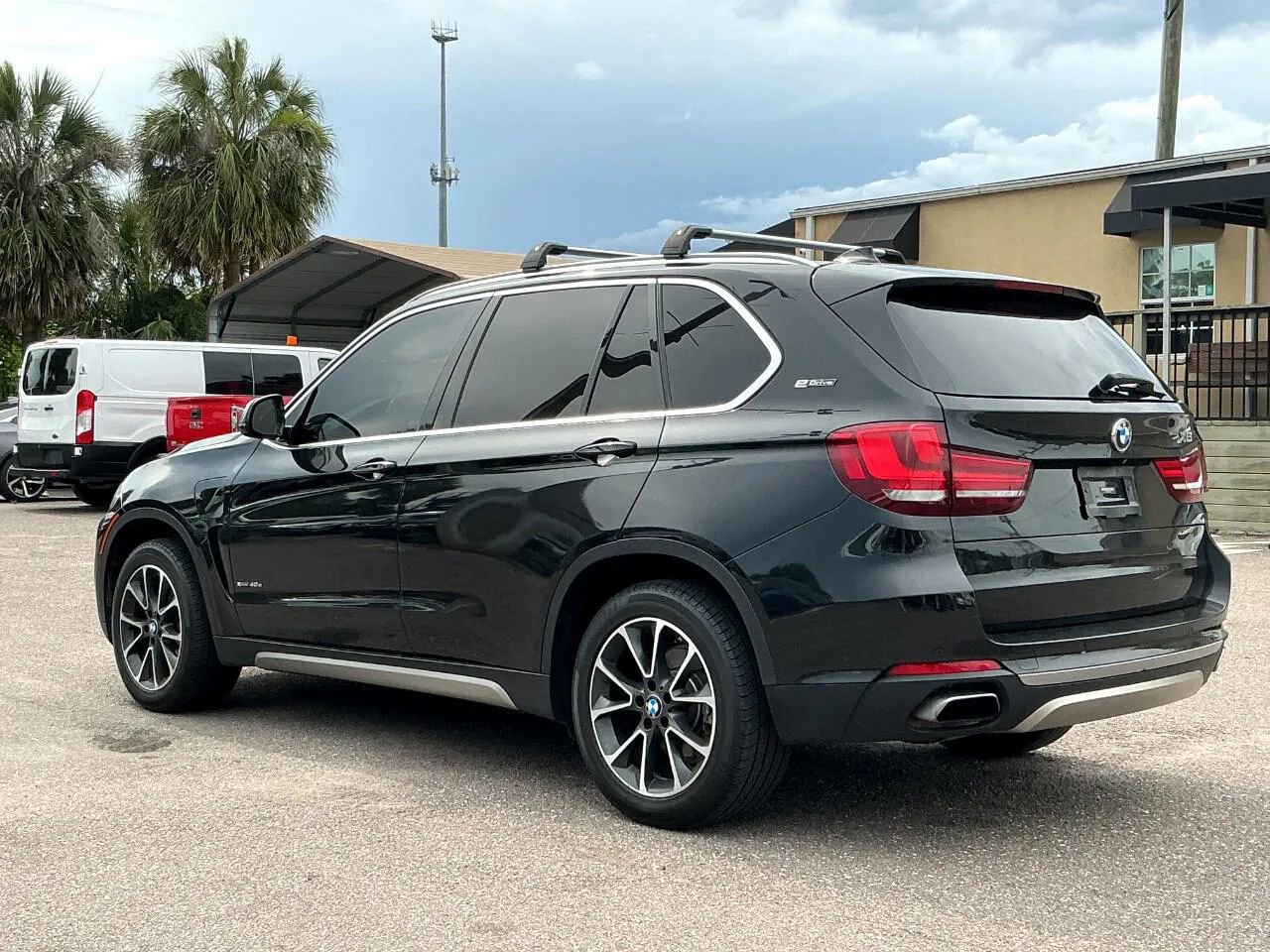 Used 2017 BMW X5 xDrive40e image 8