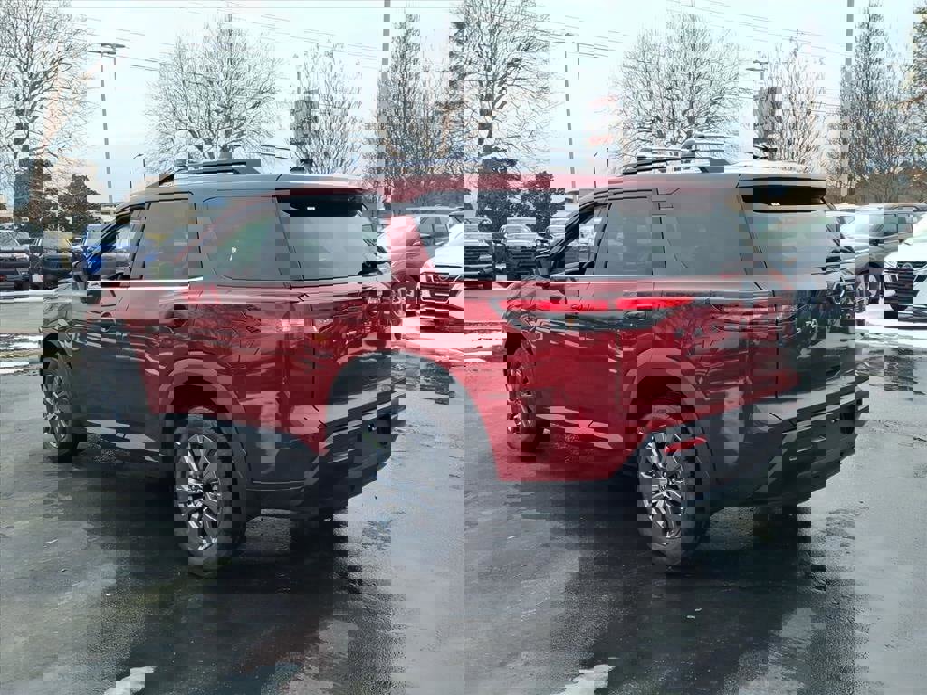 New 2026 Nissan Pathfinder SV image 3