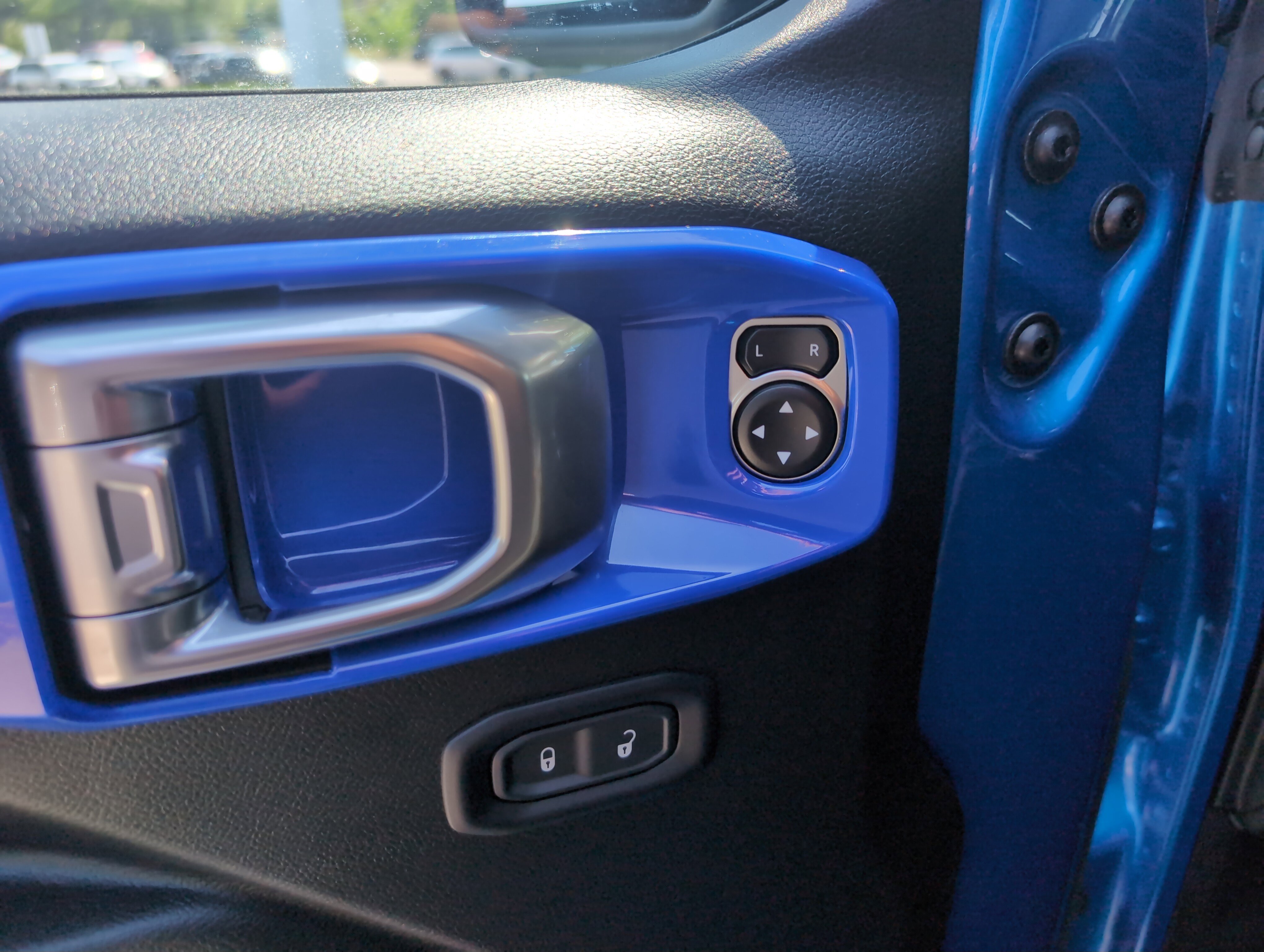 Used 2023 Jeep Gladiator Willys image 15