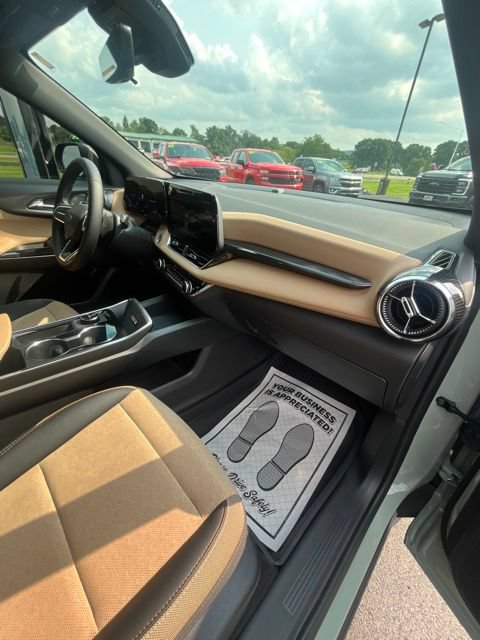 Used 2026 Chevrolet Equinox ACTIV w/ Safety and Technology Package AWD/4WD image 21