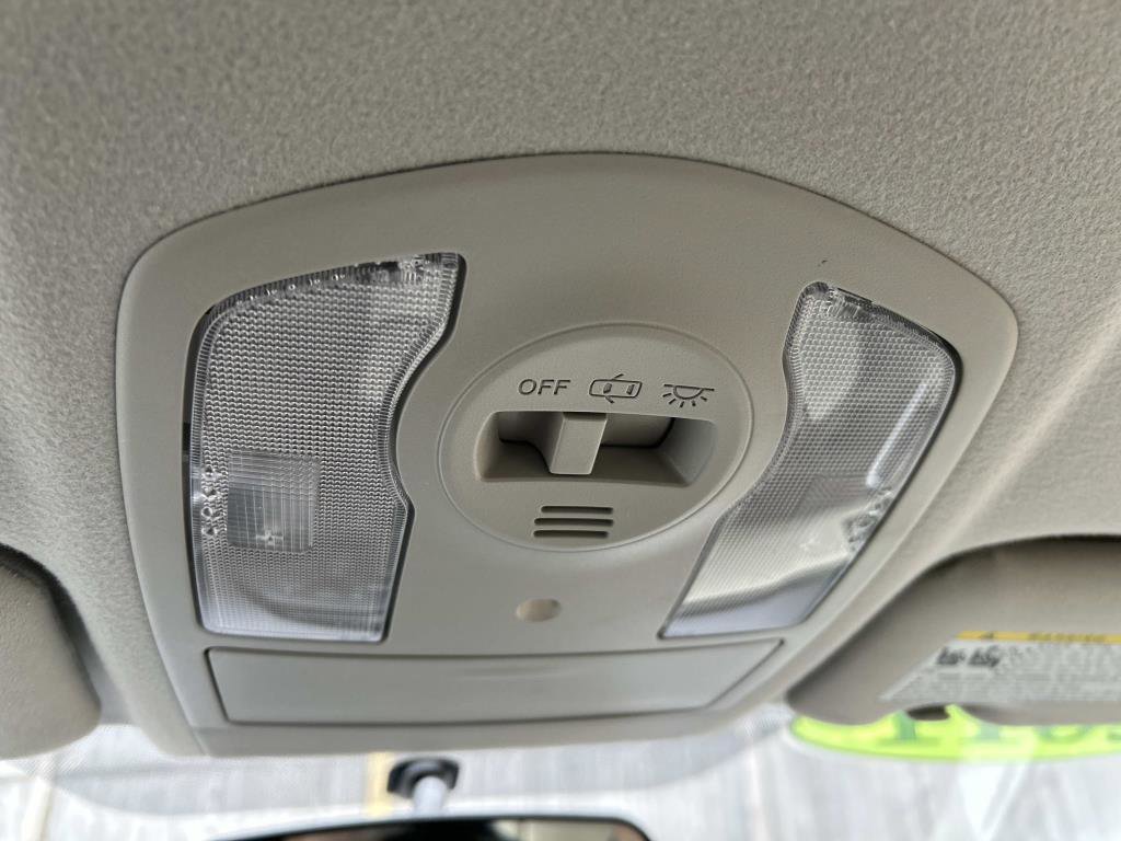 Used 2011 Toyota Prius Two image 29