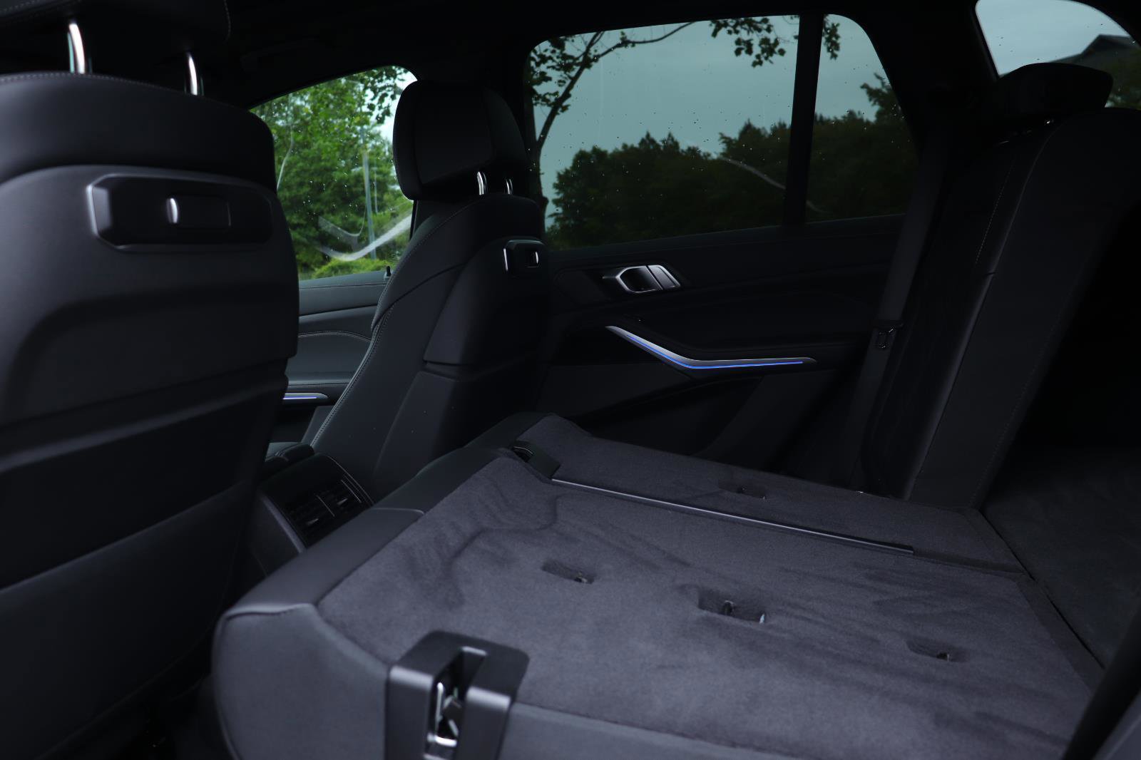 Used 2025 BMW X5 sDrive40i w/ M Sport Package RWD image 14