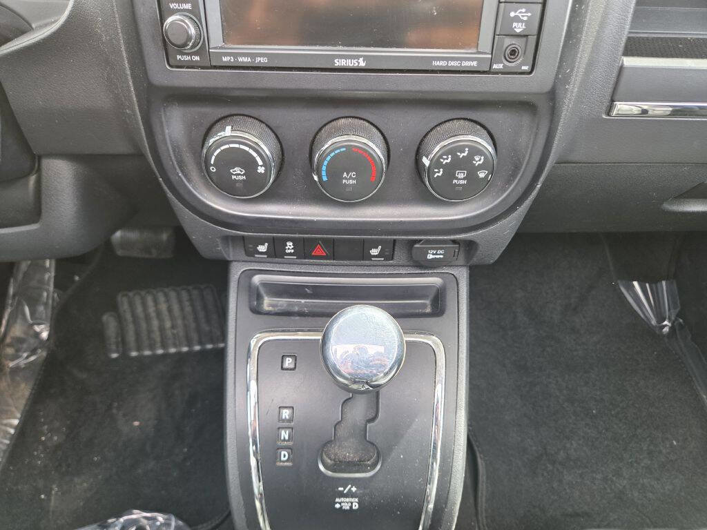 Used 2015 Jeep Patriot High Altitude image 28