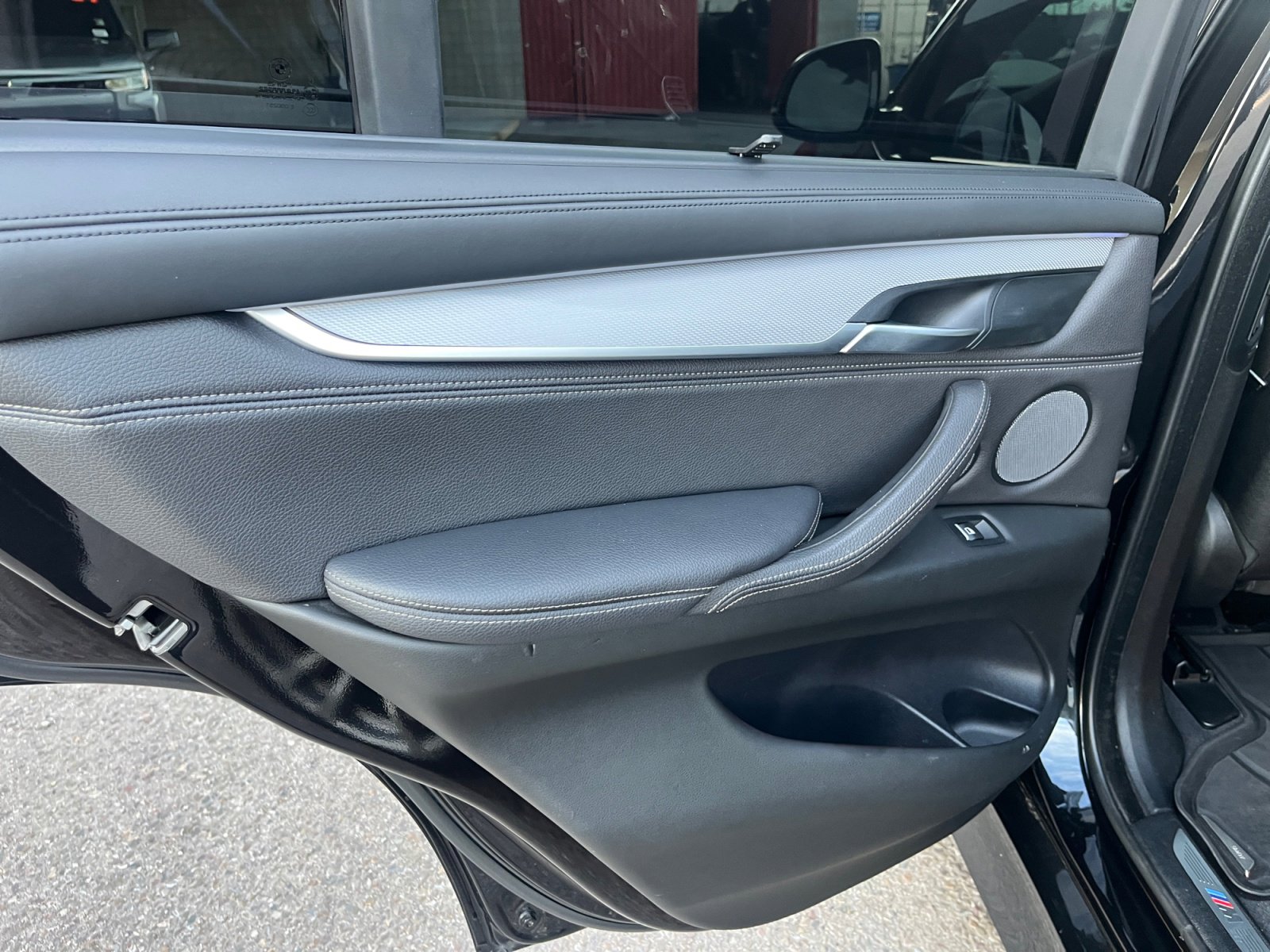 Used 2018 BMW X5 xDrive50i image 16