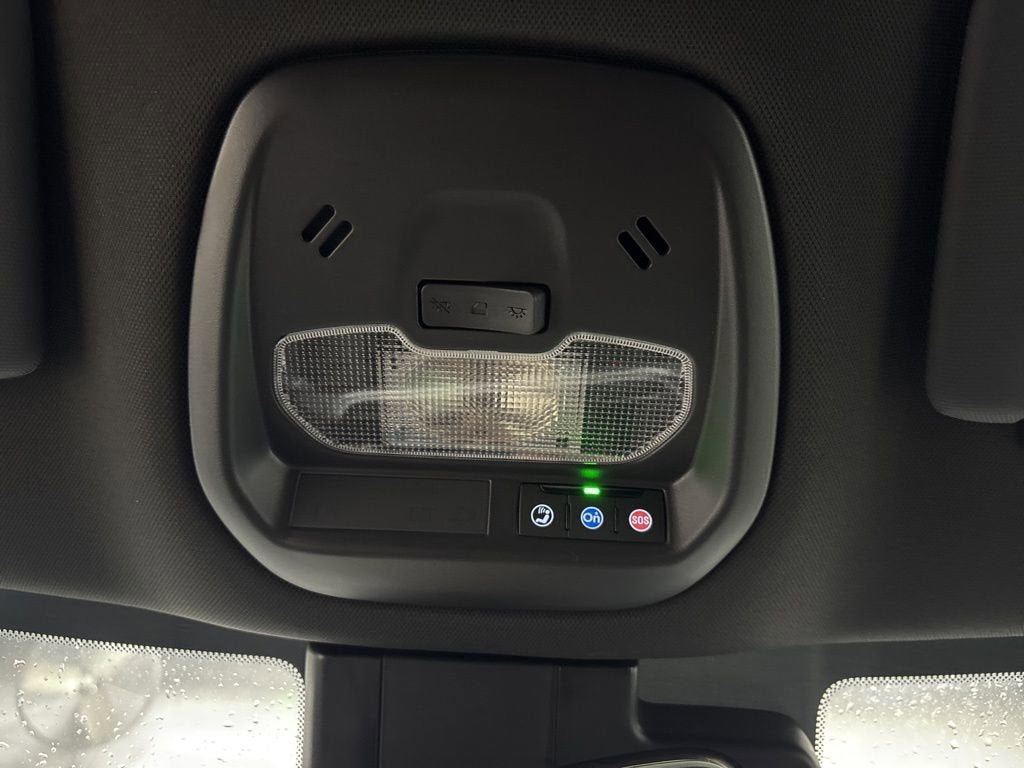 New 2026 Chevrolet Trax RS w/ Driver Confidence Package FWD image 18