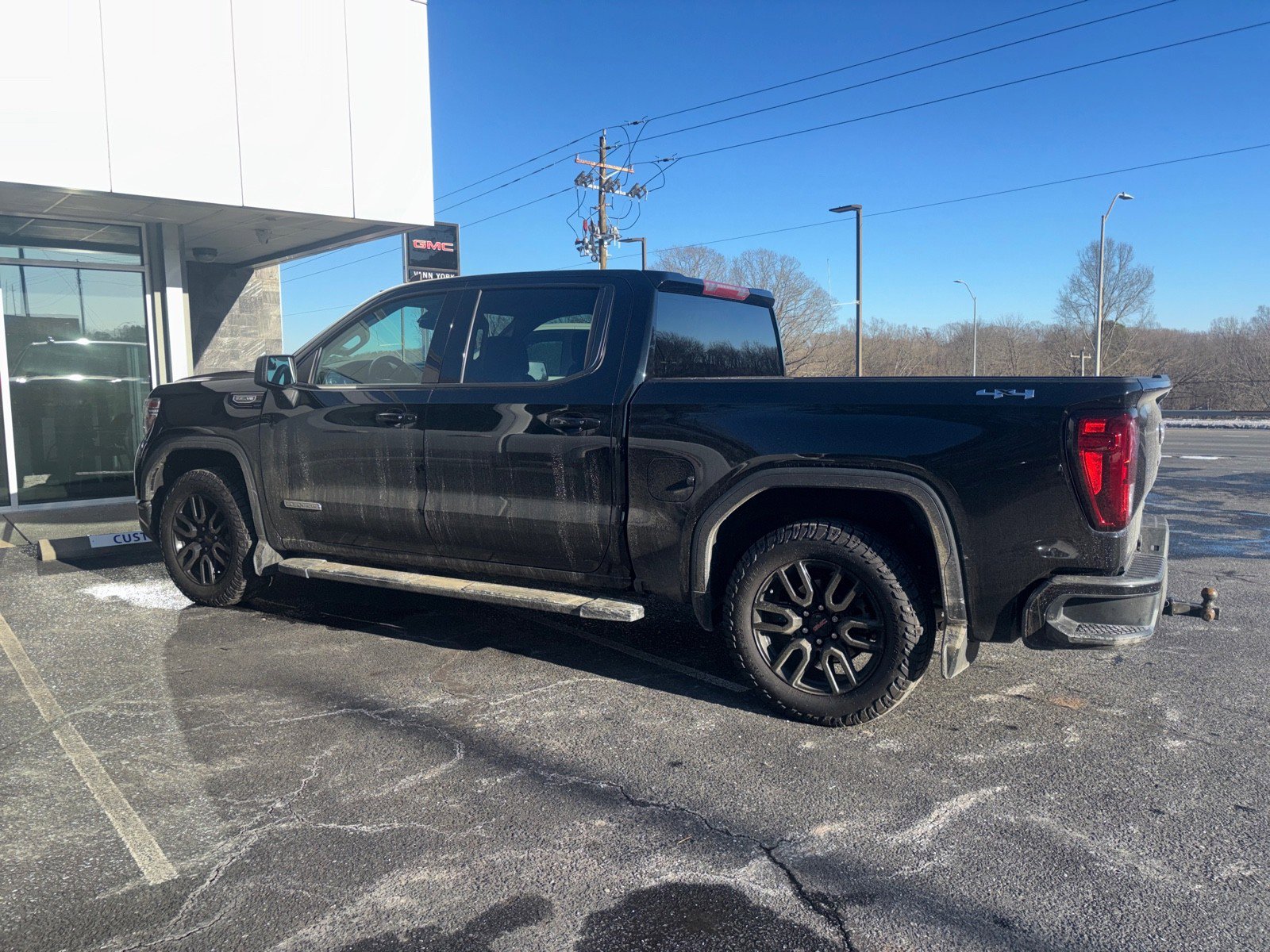 Used 2021 GMC Sierra 1500 Elevation w/ LPO, GMC Protection Package image 2