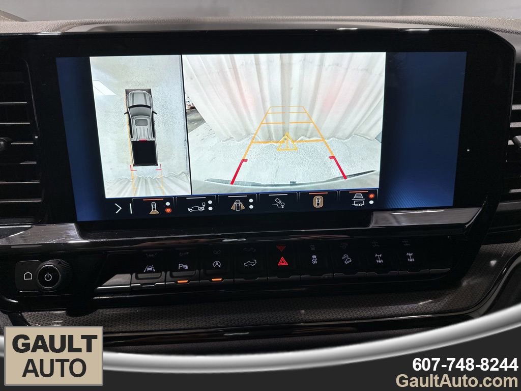 Used 2024 Chevrolet Silverado 1500 ZR2 image 11