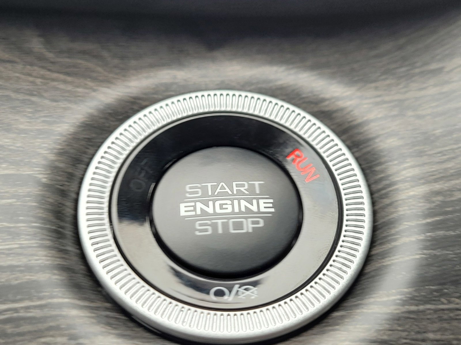 New 2025 Jeep Grand Cherokee Limited w/ Luxury Tech Group II image 23