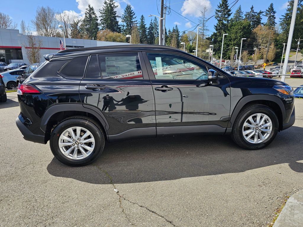 New 2026 Toyota Corolla Cross LE image 8