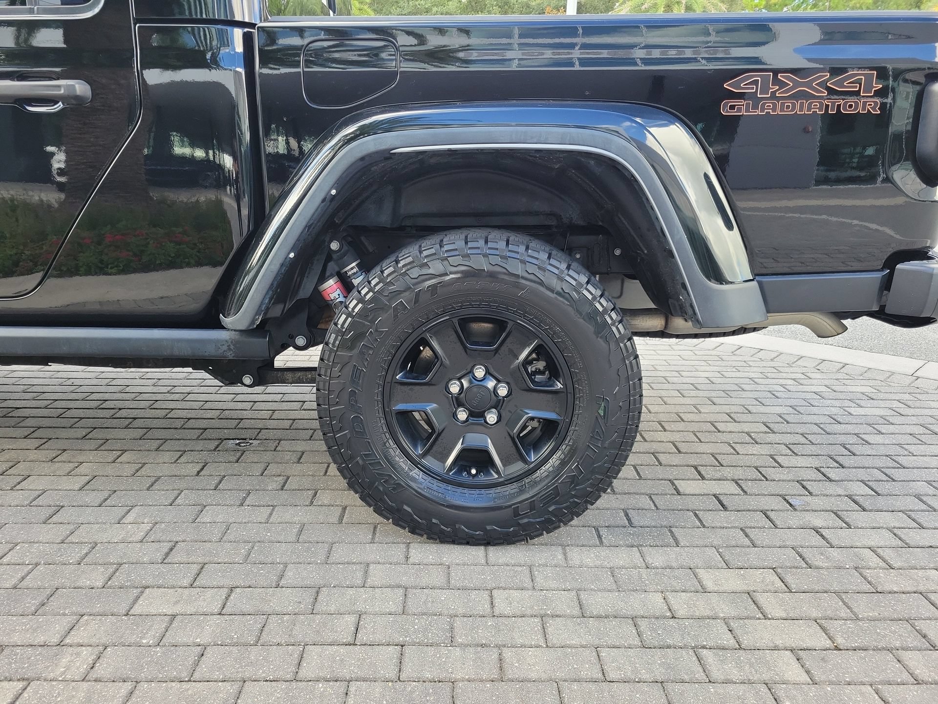Used 2023 Jeep Gladiator Mojave w/ Trailer Tow Package AWD/4WD image 8