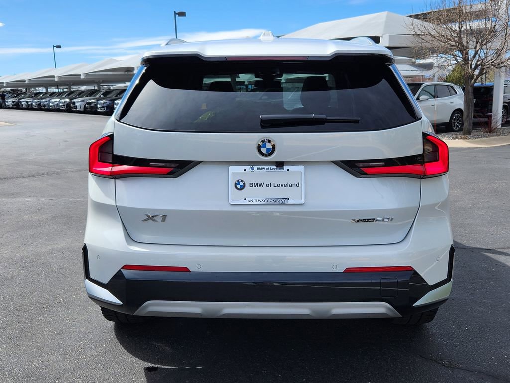 Used 2023 BMW X1 xDrive28i w/ Premium Package image 9