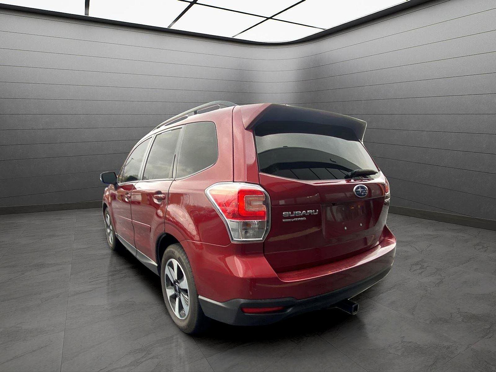 Used 2018 Subaru Forester 2.5i Premium image 3