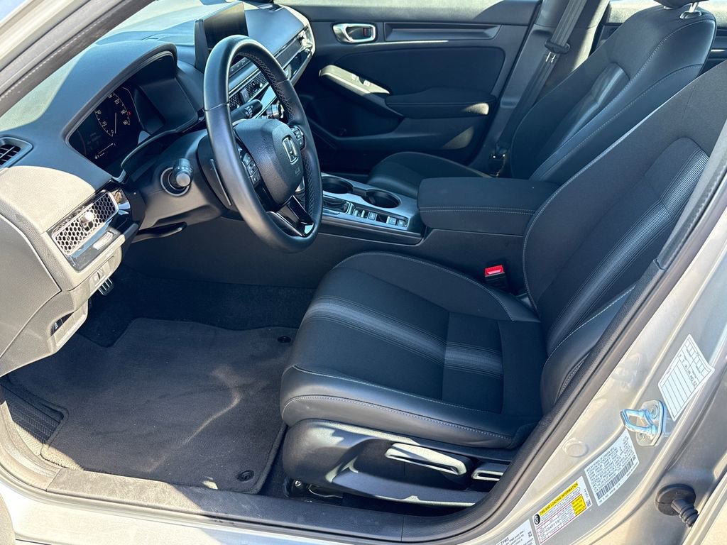 Used 2025 Honda Civic Sport image 9