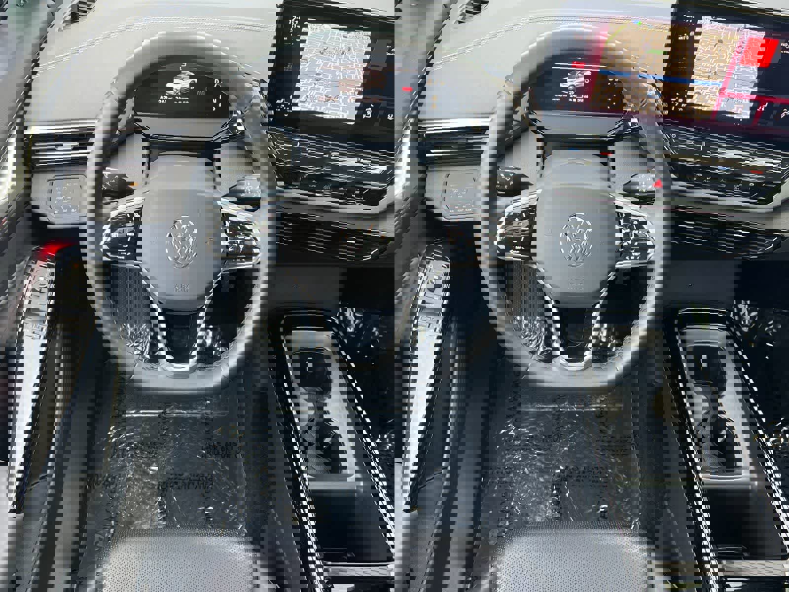 Used 2023 Volkswagen ID.4 Pro S image 15