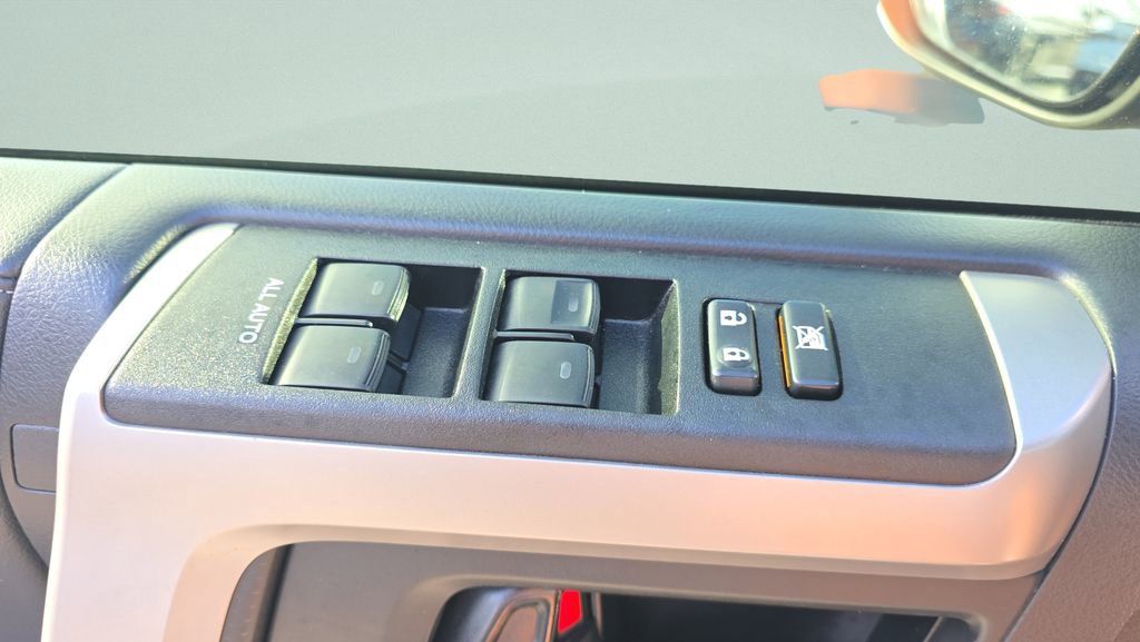 Used 2020 Toyota 4Runner SR5 Premium w/ Moonroof Package AWD/4WD image 20