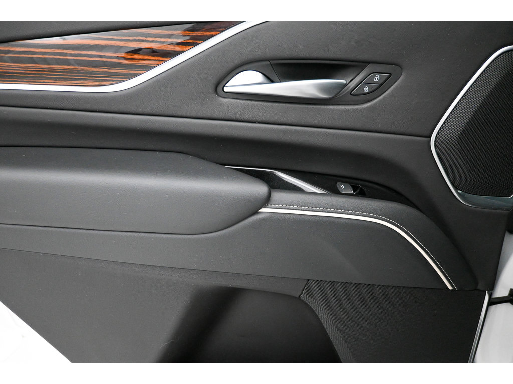 Certified 2023 Cadillac Escalade Premium Luxury AWD/4WD image 28
