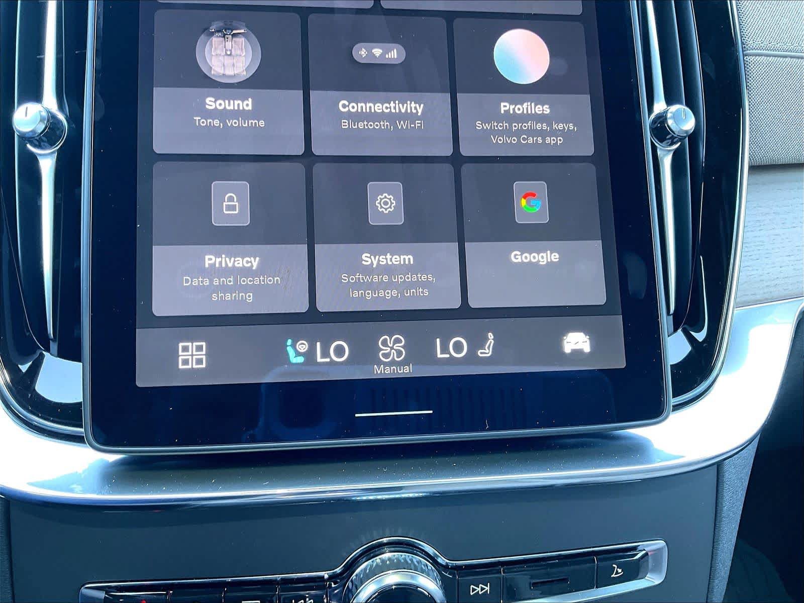 New 2026 Volvo XC90 T8 Ultra w/ Protection Package AWD/4WD image 22