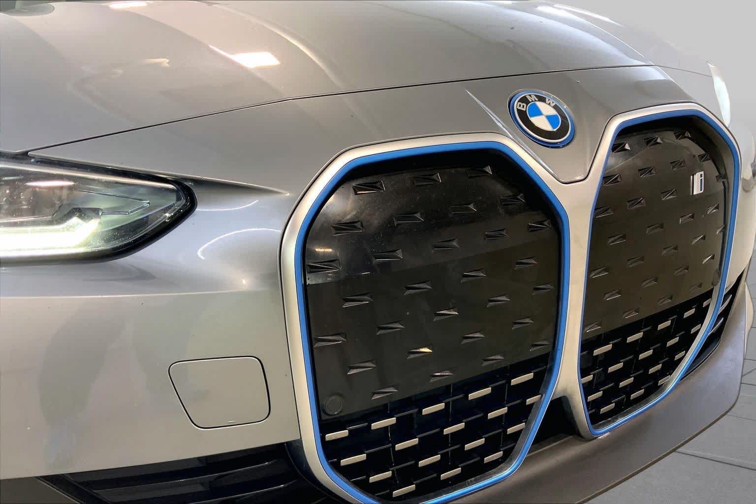 Used 2023 BMW i4 eDrive40 w/ Premium Package RWD image 32