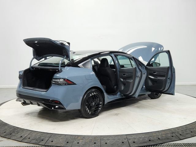 New 2026 Nissan Sentra SR w/ Floor Mat Package image 15