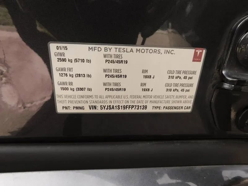 Used 2015 Tesla Model S 60 image 31