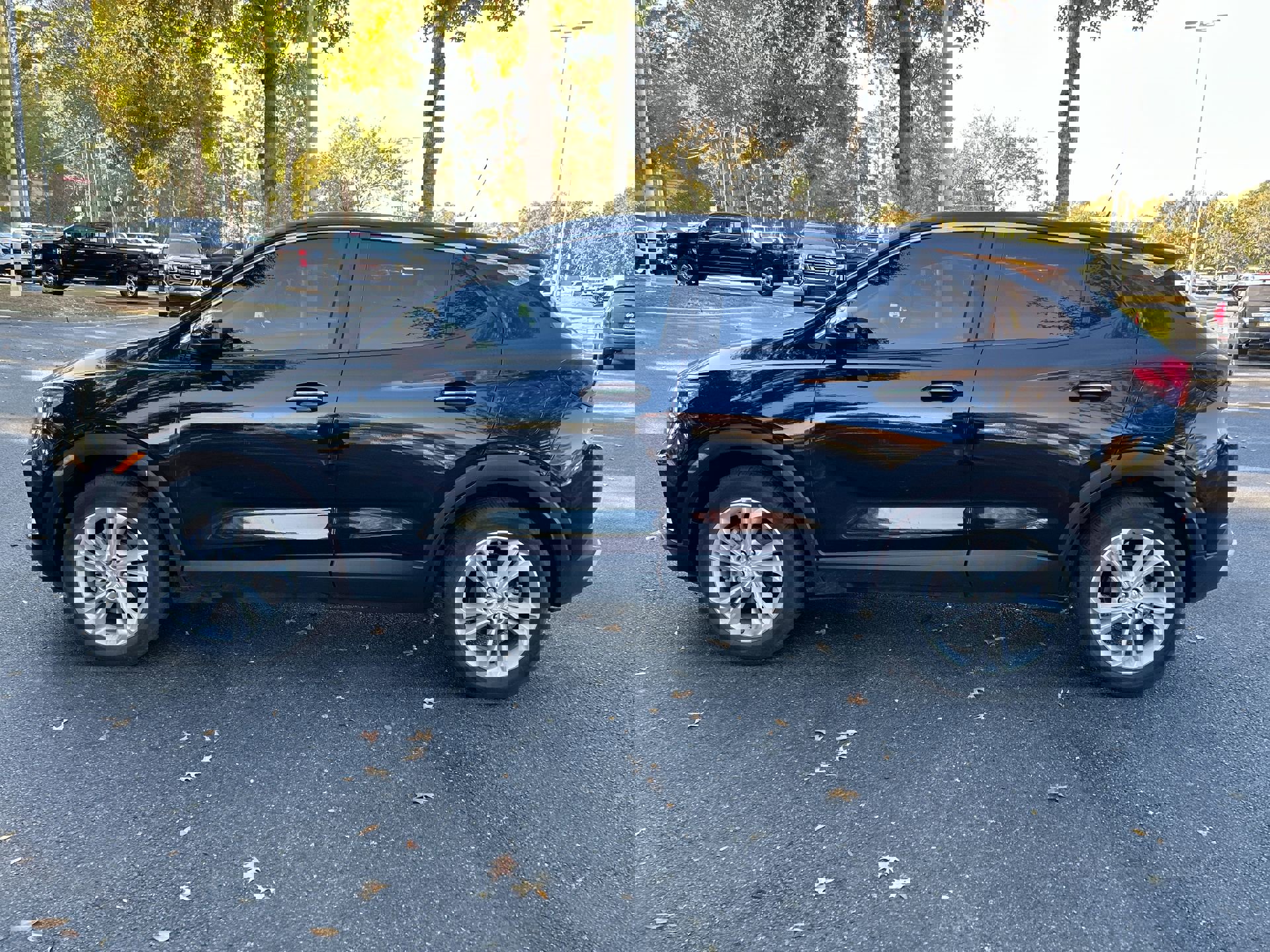 Used 2022 Buick Encore GX Preferred w/ Cold Weather Comfort Package image 6