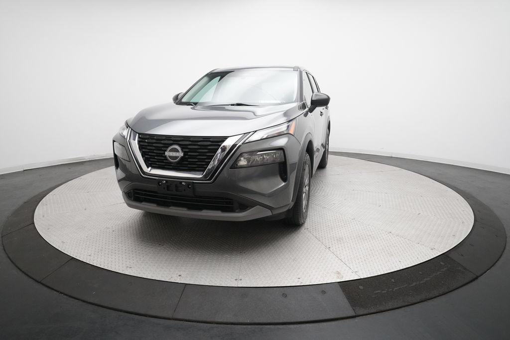 Used 2023 Nissan Rogue S AWD/4WD image 12