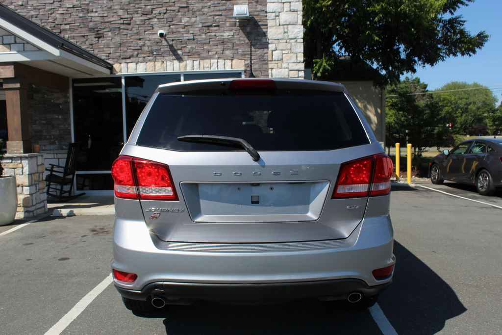 Used 2019 Dodge Journey GT image 6