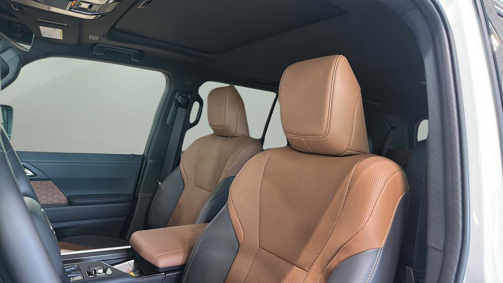 New 2026 Lexus GX 550 AWD/4WD image 15
