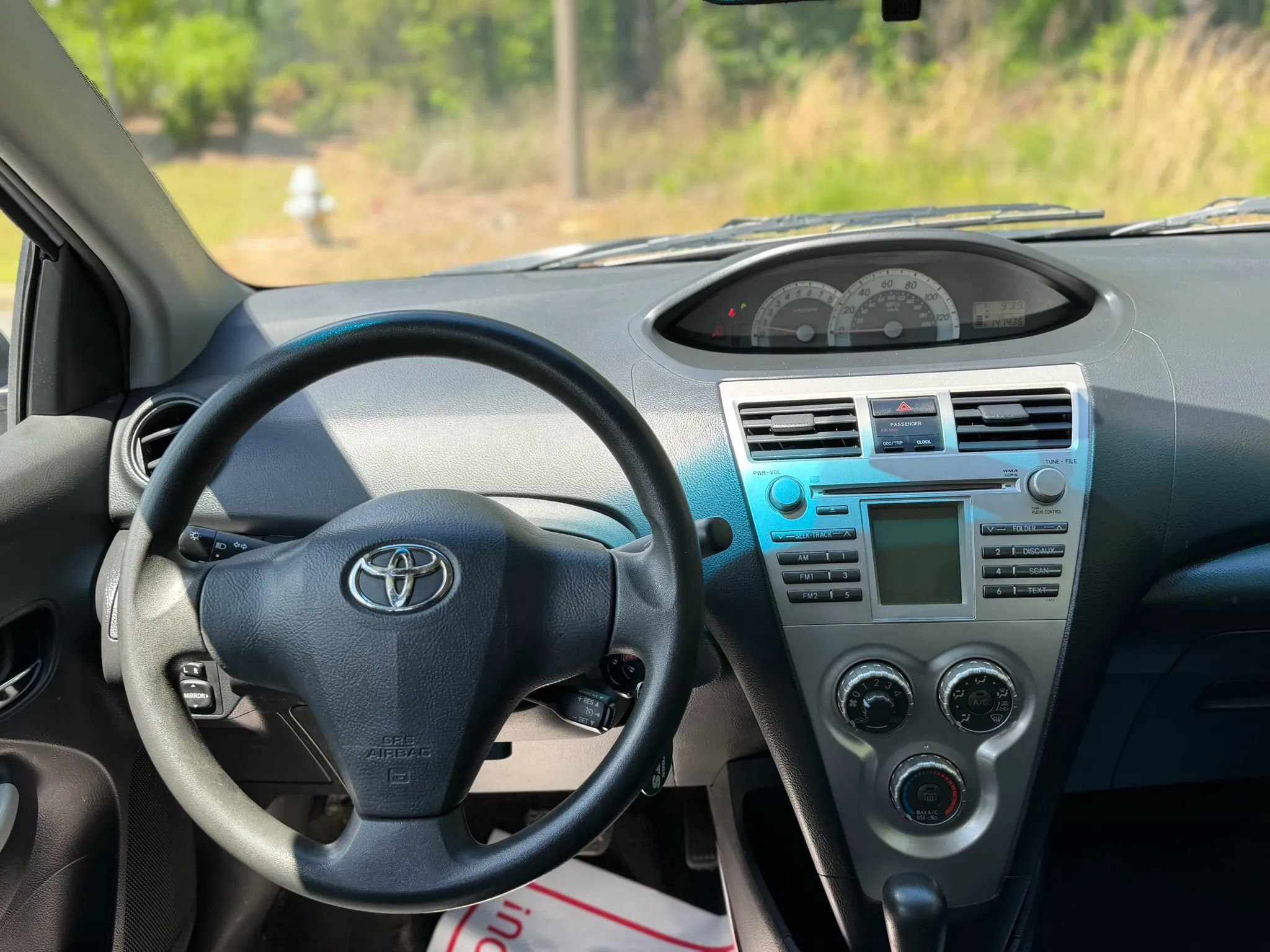 Used 2008 Toyota Yaris S FWD image 19