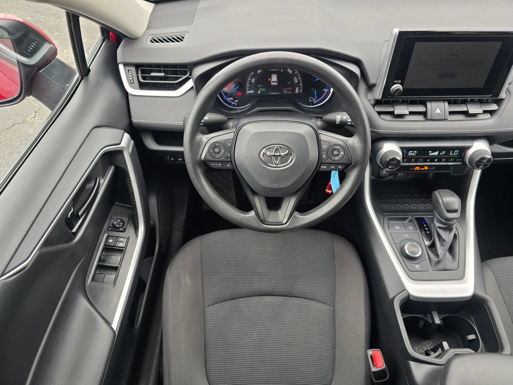 Certified 2023 Toyota RAV4 LE AWD/4WD image 24
